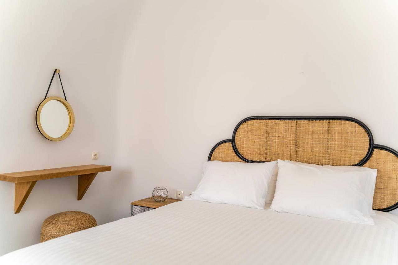 Evanthia Best View Thirassia Island Hotel 외부 사진