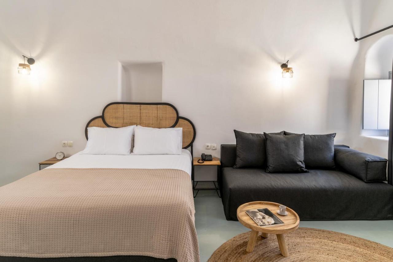 Evanthia Best View Thirassia Island Hotel 외부 사진