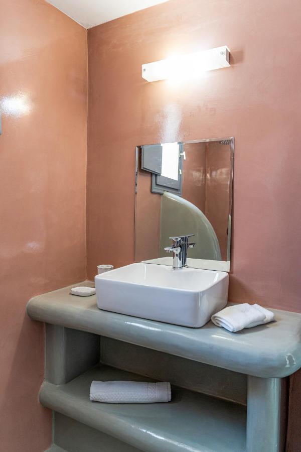 Evanthia Best View Thirassia Island Hotel 외부 사진