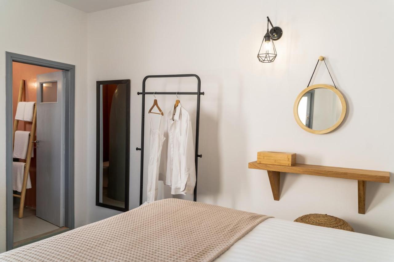 Evanthia Best View Thirassia Island Hotel 외부 사진