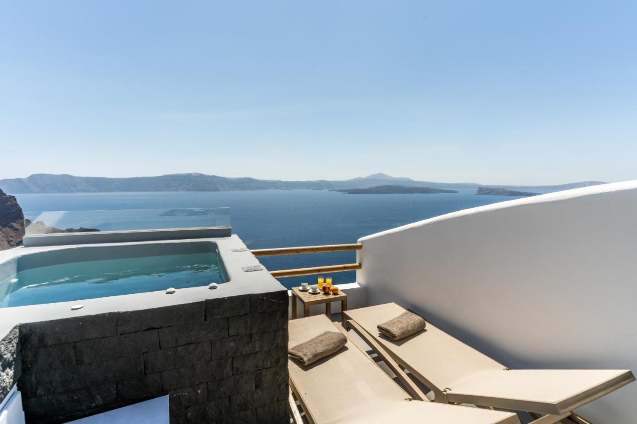 Evanthia Best View Thirassia Island Hotel 외부 사진