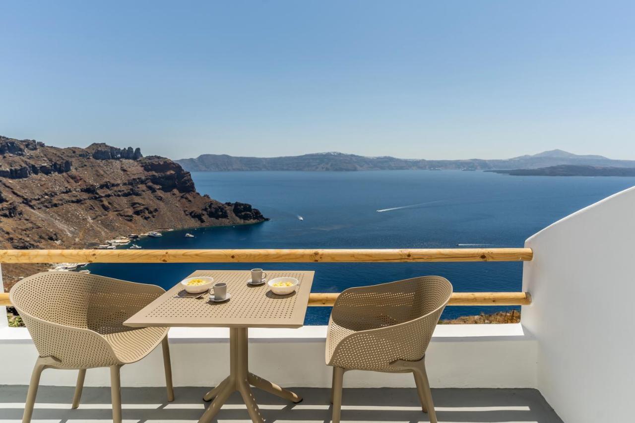 Evanthia Best View Thirassia Island Hotel 외부 사진