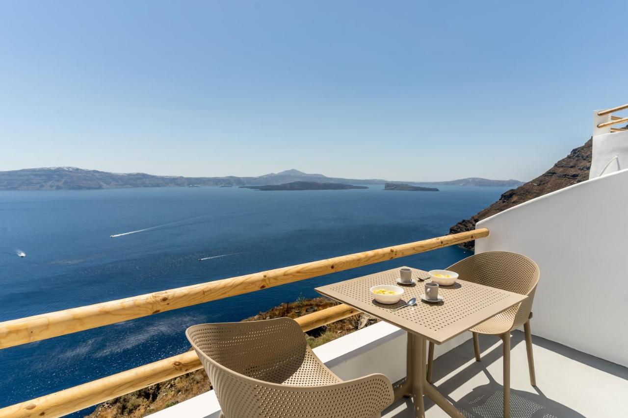 Evanthia Best View Thirassia Island Hotel 외부 사진